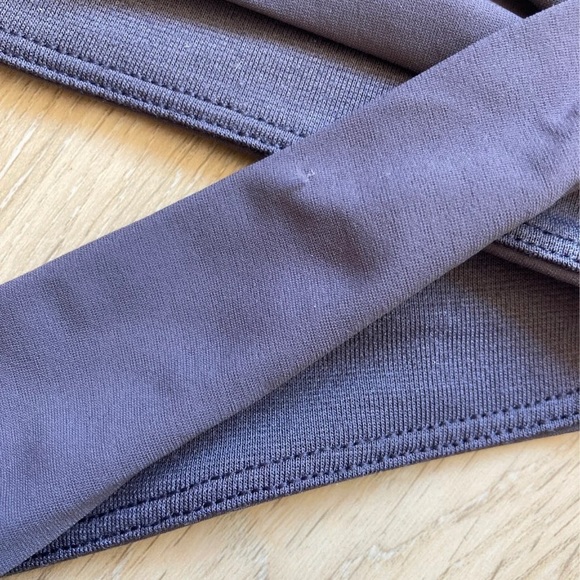 Lululemon still now bra 6 moonwalk - Picture 6 of 7